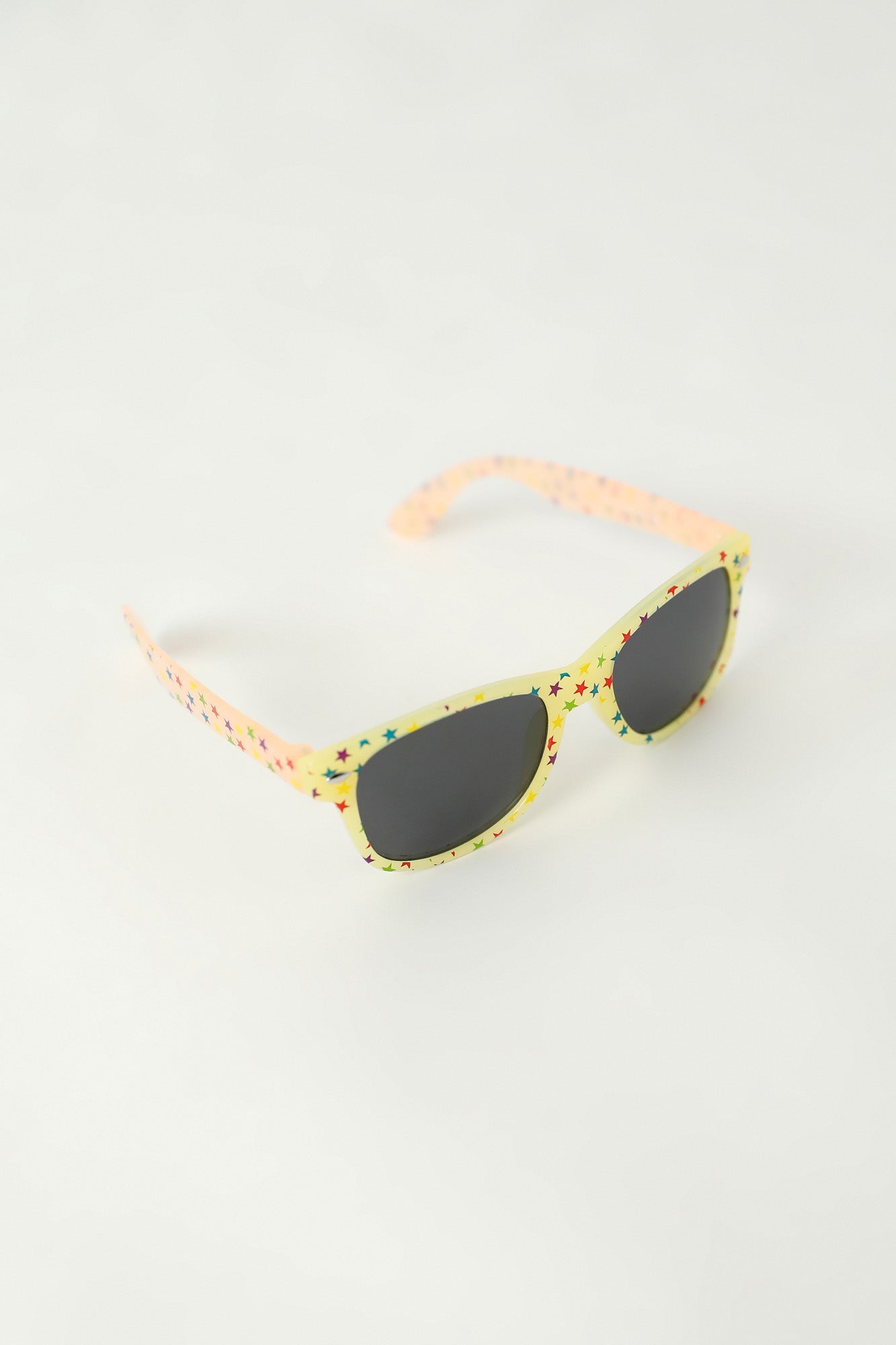 SUNGLASSES (E0073/411/106)